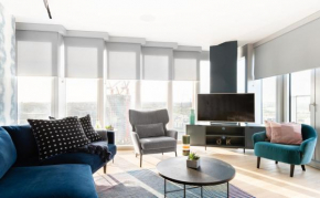 The Stratford Escape - Modern & Bright 2BDR Loft with Amazing Views